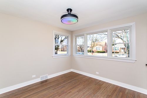 311 Buckthorn Ln, Hillside, IL, 60162-1375 | Card Image