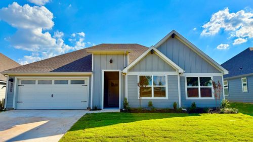 4125 Cornerstone Cir, Granbury, TX, 76048-1487 | Card Image