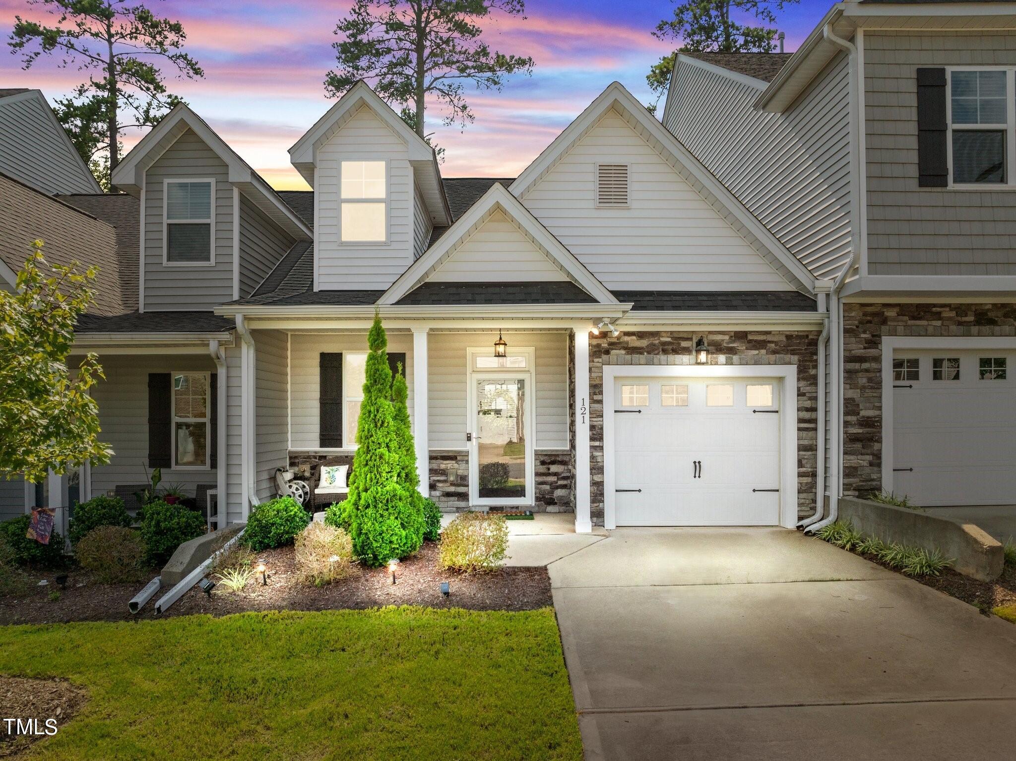 Zante Currant Rd, Durham, NC 27703