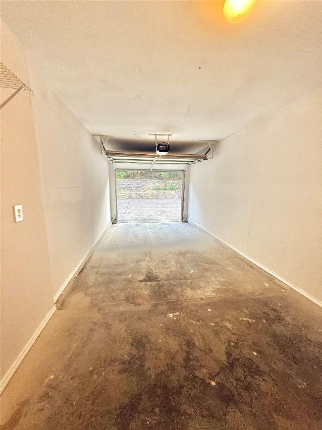 Private Garage with baseboards | Image 13