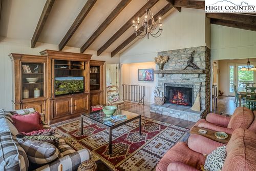 320 Balsam, Boone, NC, 28607-5740 | Card Image