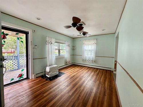 30 Robinwood St, Mastic, NY, 11950-4706 | Card Image