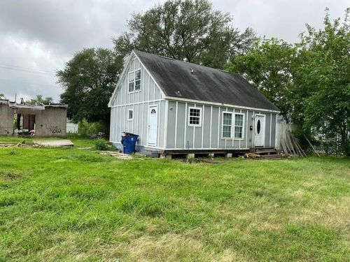 13 4th Avenue N, Texas City, TX, 77590 | Card Image