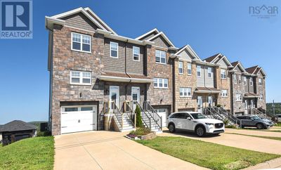 111 Maple Grove Ave, Townhouse with 3 bedrooms, 4 bathrooms and null parking in Timberlea NS | Image 1