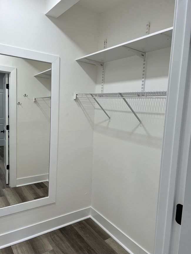 APT-401 - 290 N Westgate Rd, Condo with 2 bedrooms, 2 bathrooms and 2 parking in Mount Prospect IL | Image 15