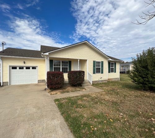 319 Chesire Way, Oak Grove, KY, 42262-9389 | Card Image