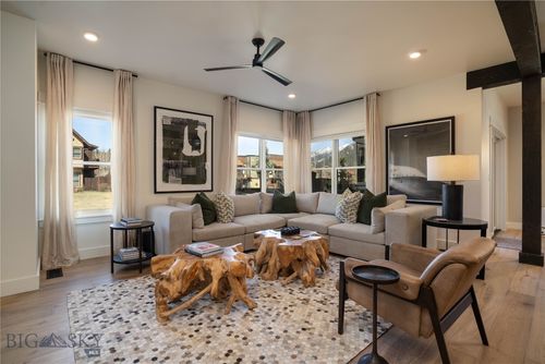 b-250B Pheasant Tail, Big Sky, MT, 59716 | Card Image