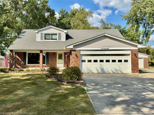 78 Carter Dr, Troy, MI, 48098-4609 | Card Image