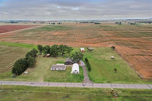 10716 N 2010 Rd, Elk City, OK, 73644-2005 | Card Image