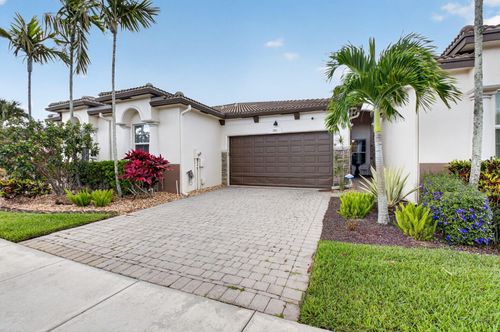 7818 Serra Way, Delray Beach, FL, 33446-2233 | Card Image