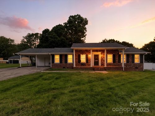 2426 Redbud Dr, Gastonia, NC, 28056-6550 | Card Image