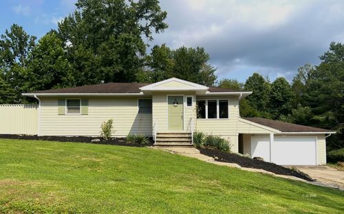 6148 Melnor Dr, Athens, OH, 45701 | Card Image
