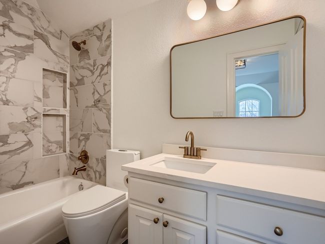 2625 Mccullough St, House other with 4 bedrooms, 4 bathrooms and 2 parking in Austin TX | Image 17