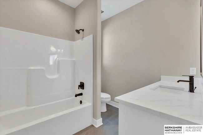5510 N 212 Th Ave, House other with 5 bedrooms, 3 bathrooms and 4 parking in Elkhorn NE | Image 32