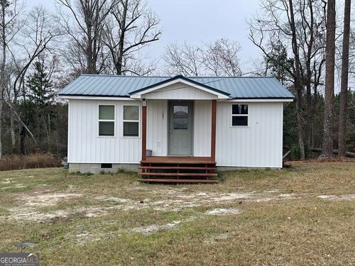 1081 Ennis Cir, Soperton, GA, 30457-3444 | Card Image