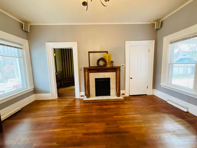 323 N Marshall Ave, House other with 3 bedrooms, 3 bathrooms and null parking in Marshall MI | Image 15