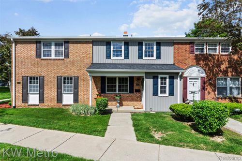 166-20094 Bryn Mawr Ct, Northville Township, MI, 48167-1916 | Card Image