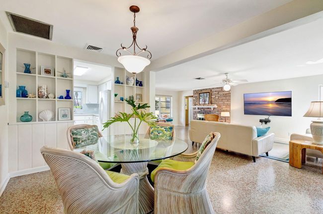 124 Sandal Ln, House other with 3 bedrooms, 2 bathrooms and null parking in Palm Beach Shores FL | Image 14
