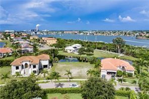 1327 Jumana Loop, APOLLO BEACH, FL, 33572-2914 | Card Image