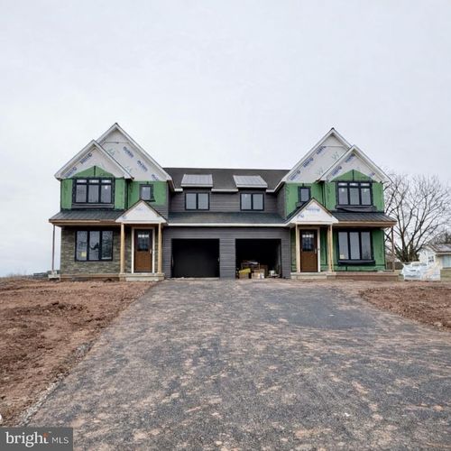 27 Lausch Rd, DENVER, PA, 17517-9014 | Card Image