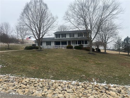 3156 Josephine St Nw, Dover, OH, 44622-7105 | Card Image