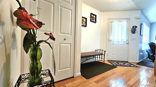 2-8883 Redstone Dr, Pinckney, MI, 48169-8291 | Card Image