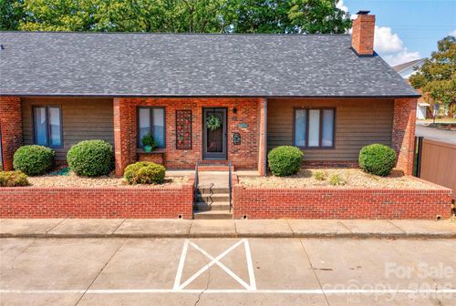 1-301 Pinkney St, Shelby, NC, 28150-5987 | Card Image