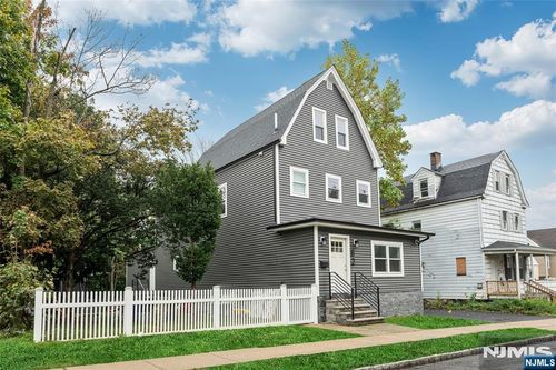 82 Watchung Ave, West Orange, NJ, 07052-6005 | Card Image