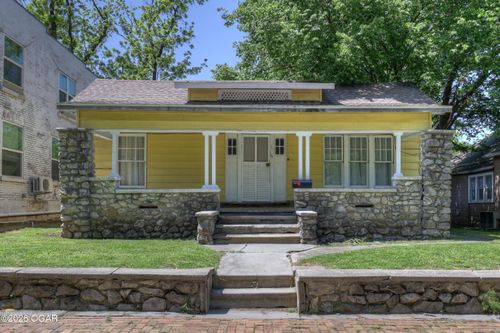 114 S Jackson Avenue, Joplin, MO, 64801 | Card Image