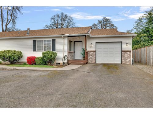 1-13716 Se Linden Ln, Milwaukie, OR, 97222-8517 | Card Image