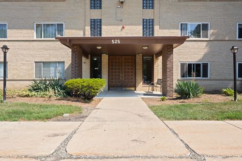 apt-105-525 S Cleveland Ave, Arlington Heights, IL, 60005-2147 | Card Image