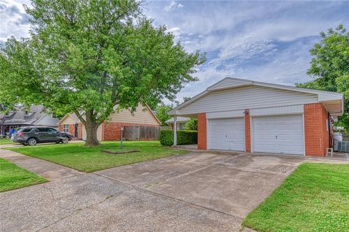 342 W Birch Dr, Mustang, OK, 73064-3403 | Card Image