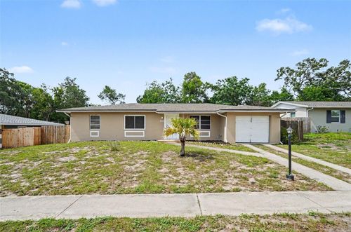 7170 Holiday Dr, Spring Hill, FL, 34606-5028 | Card Image