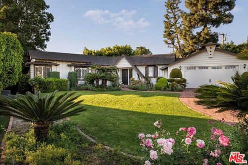 8229 Davista Dr, Whittier, CA, 90602-2809 | Card Image