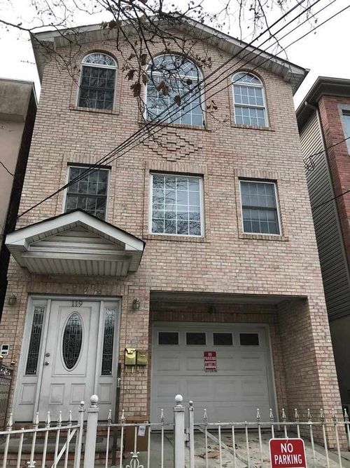 1-119 Leonard St, Jersey City, NJ, 07307-3101 | Card Image