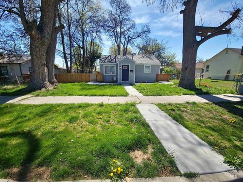 316 21st Ave S, Nampa, ID, 83651-5405 | Card Image