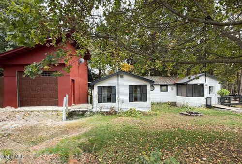 90 Library Ave, Warrensburg, NY, 12885-1226 | Card Image