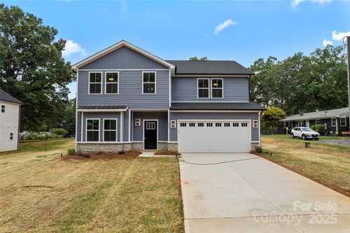 337 Henderson Cir, Harrisburg, NC, 28075-9406 | Card Image