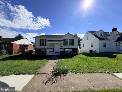 202 Avon Rd, HAGERSTOWN, MD, 21740-4527 | Card Image