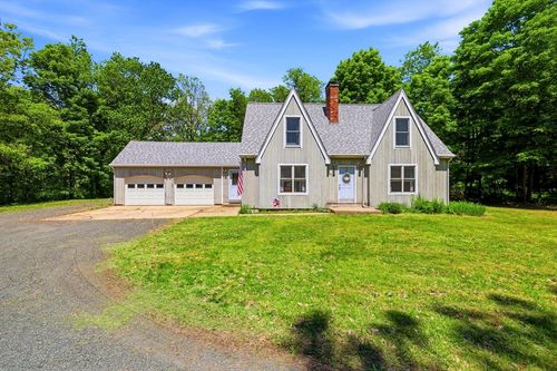 16 Old Long Plain Rd, Leverett, MA, 01054-9519 | Card Image