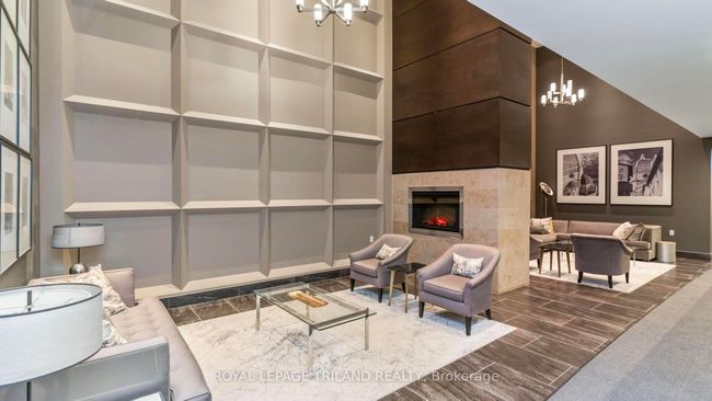 2303 - 330 Ridout St S, Condo with 2 bedrooms, 2 bathrooms and null parking in London ON | Image 7