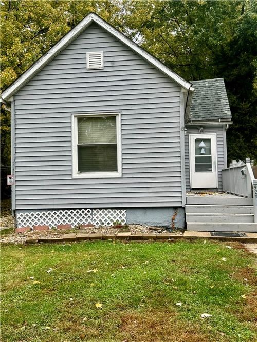 925 W Olive St, Decatur, IL, 62526-3825 | Card Image