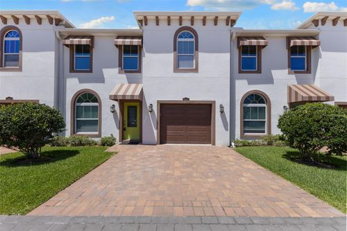 8704 Kenyon View Ct, Tampa, FL, 33614-1601 | Card Image