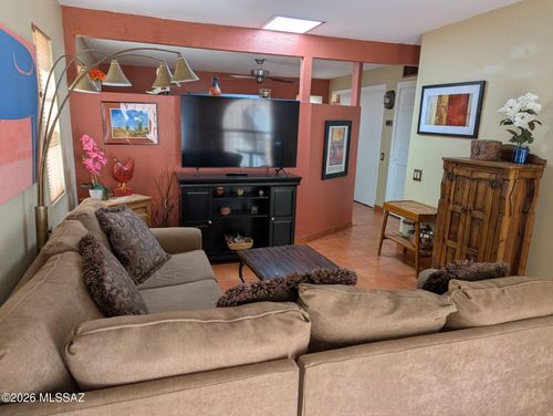 122 W Calle Del Ano, Green Valley, AZ, 85614 | Card Image