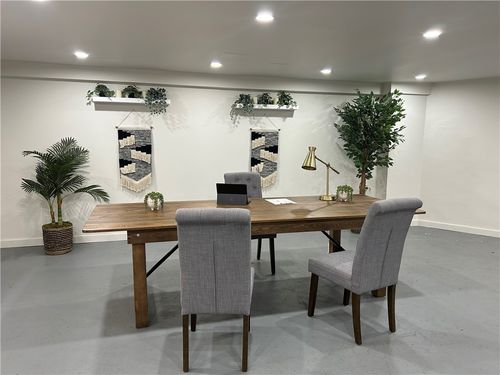 3803 Willow Ave, Castle Shannon, PA, 15234-1809 | Card Image