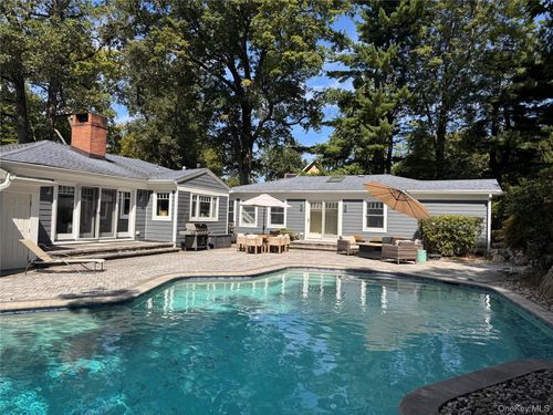 27 Hawthorne Way, Hartsdale, NY, 10530-3004 | Card Image