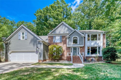 8609 Doe Path Ln, Huntersville, NC, 28078-8137 | Card Image
