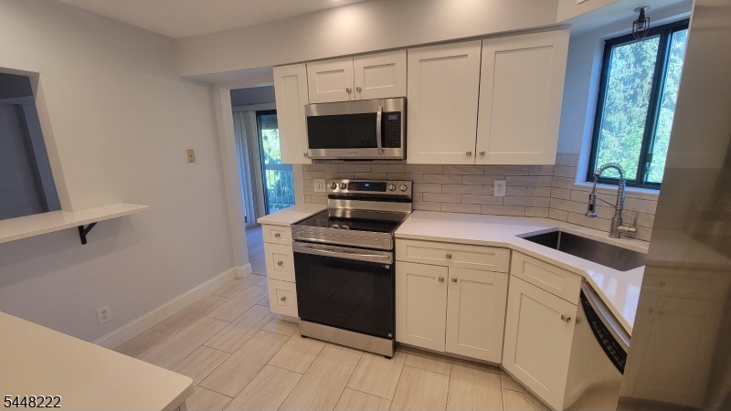 Residential Lease in Hillsborough Twp. 4
