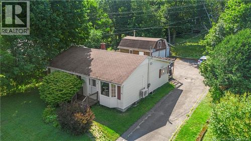 14 Mountain Dr, Fredericton, NB, E3C1K2 | Card Image
