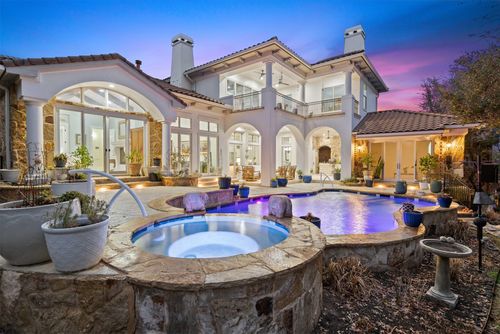 108 Golden Bear Cv, Lakeway, TX, 78738-1717 | Card Image